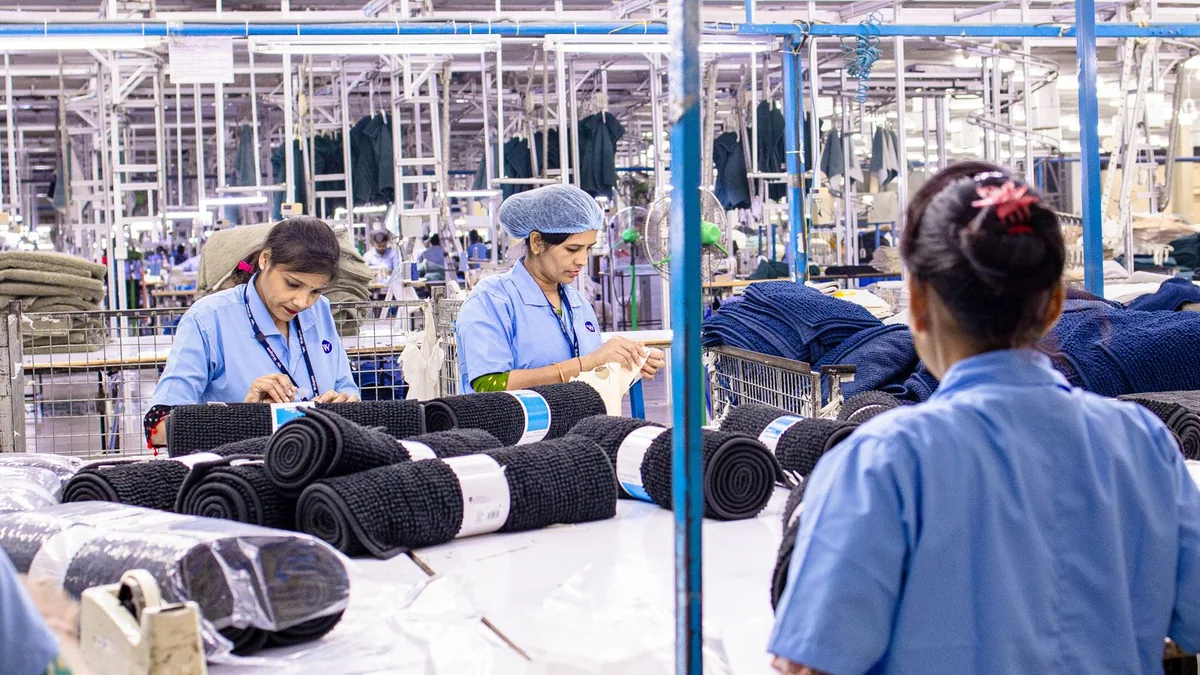 chaîne de valeur de Porter : atelier de production textile, une des activités principales de l'entreprise