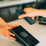 Plaque avis Google : 10 raisons de s'équiper