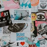 Sticker publicitaire : types, avantages et conseils
