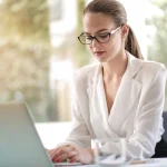 Travailleur non salarié (TNS) : statut, cotisations, protection